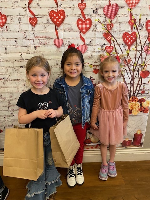 Maycie, Victoria and Cara Sue